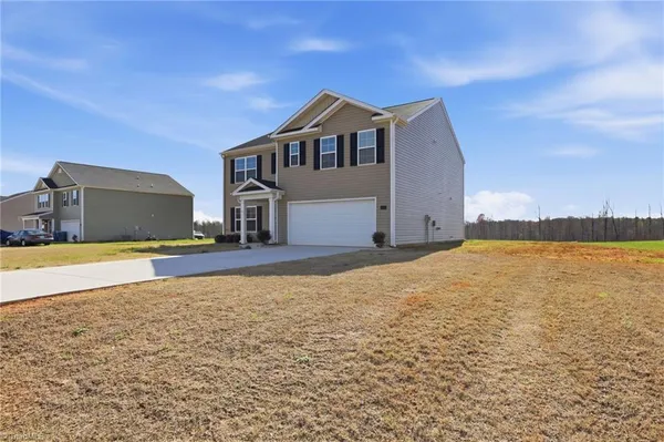 $379,500 | 221 Culloden Drive, Mocksville, NC 27028