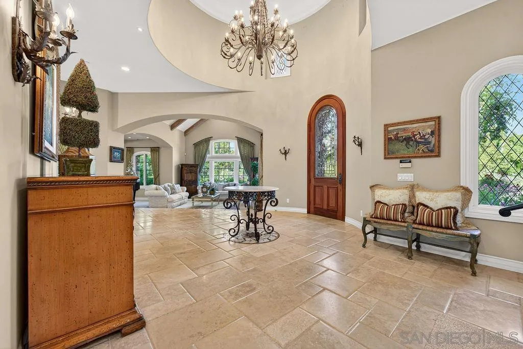 6253 Clubhouse Drive Rancho Santa Fe, CA 92067 - Photo 17 of 73