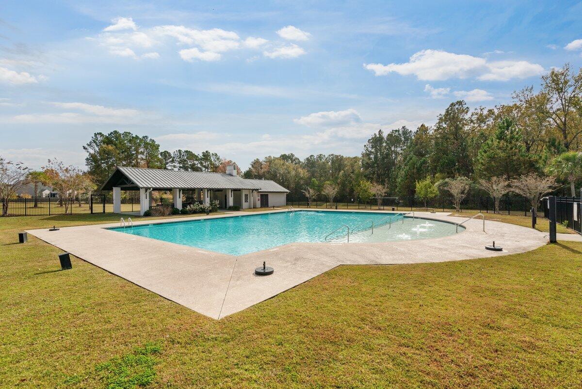224 Goshen Road Moncks Corner, SC 29461 - Photo 37 of 43 Pool