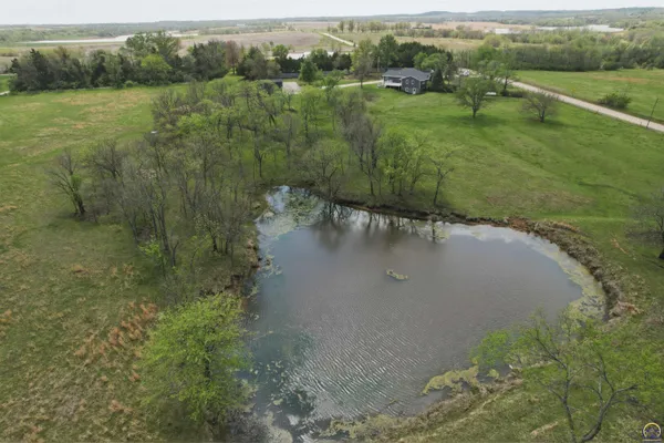 $462,500 | 10826 Southwest Burlingame Road, Wakarusa, KS 66546