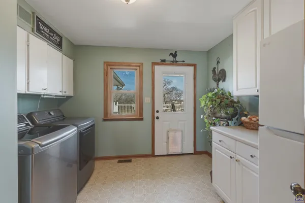 $468,000 | 10826 Southwest Burlingame Road, Wakarusa, KS 66546