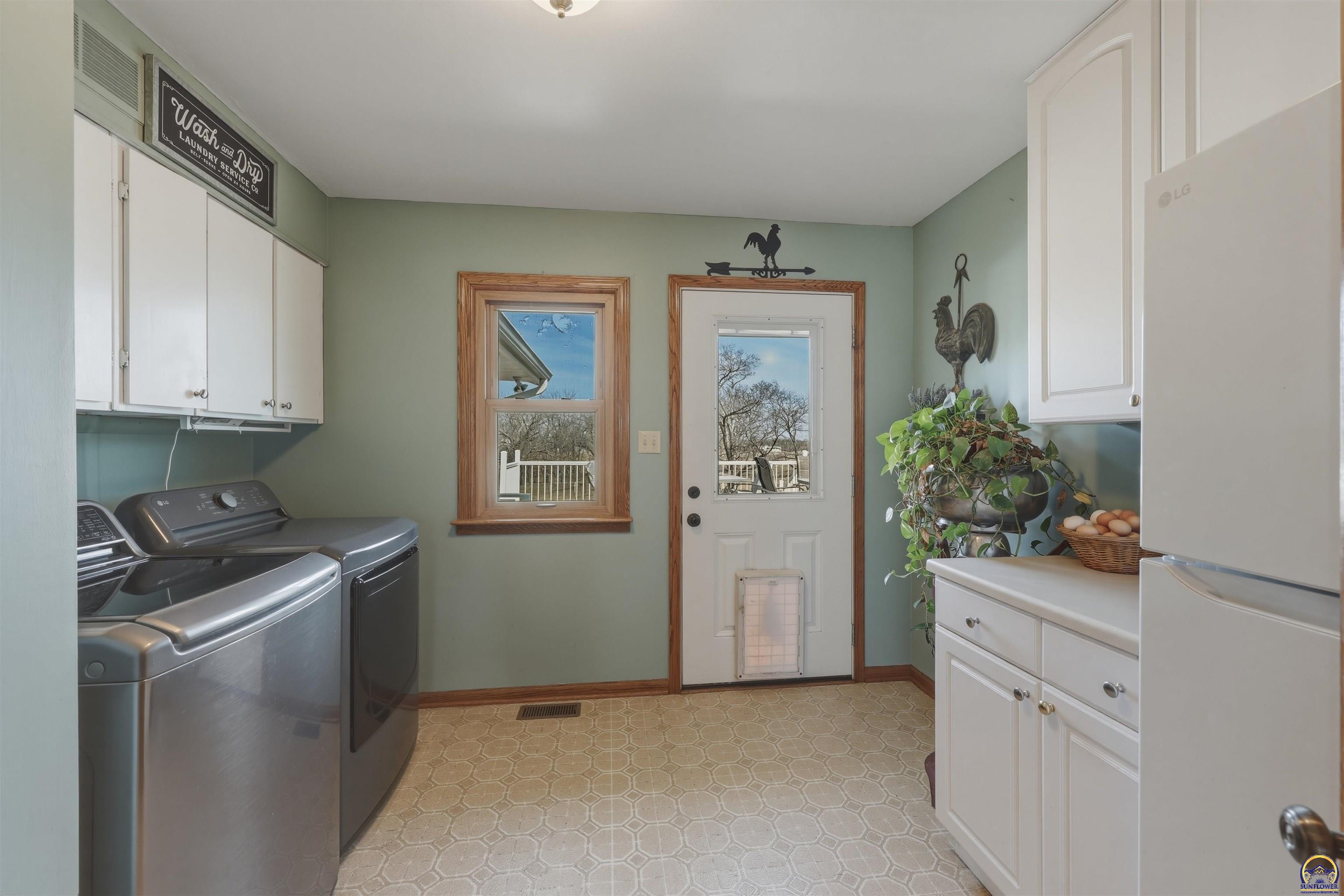 10826 Southwest Burlingame Road Wakarusa, KS 66546 - Photo 22 of 32