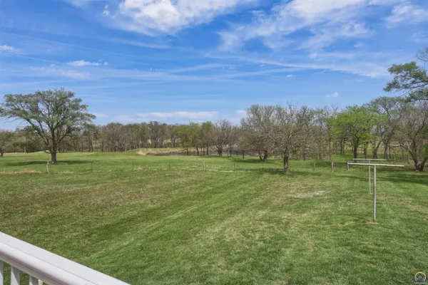 $462,500 | 10826 Southwest Burlingame Road, Wakarusa, KS 66546