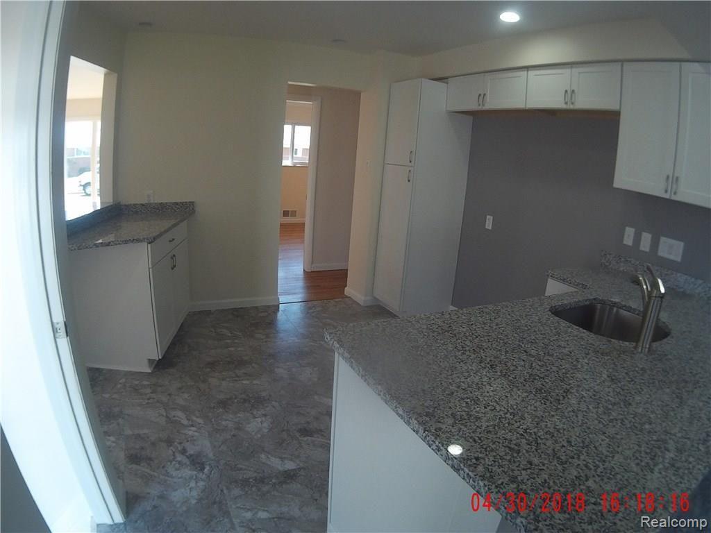 35336 Rutherford Street Clinton Township, MI 48035 - Photo 13 of 20 Gallery Image 13