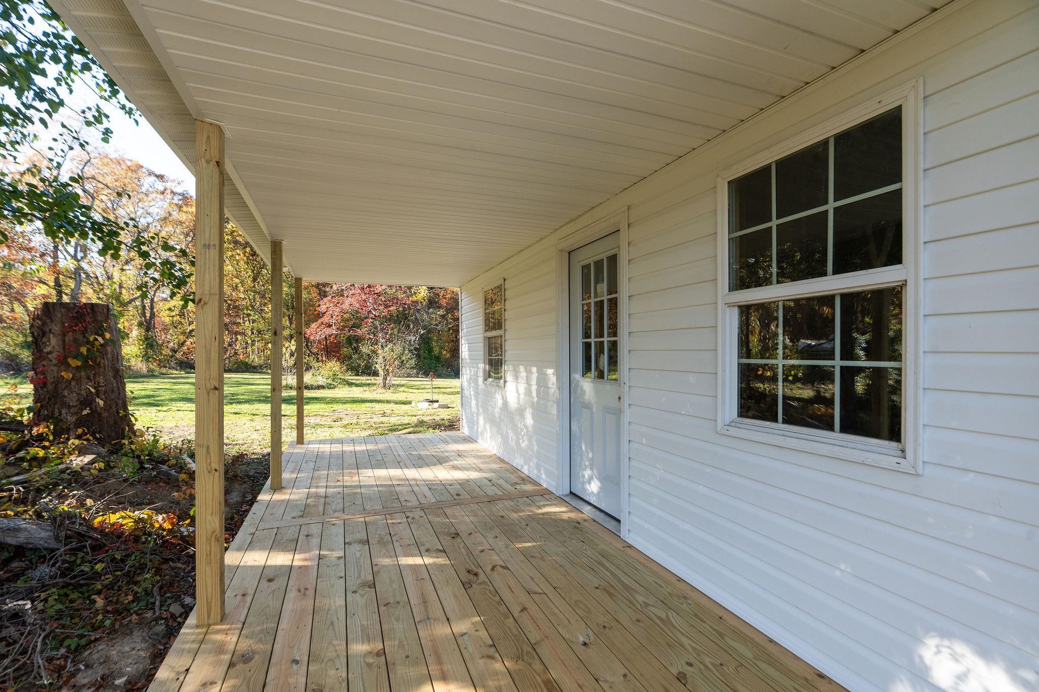 1059 Mt Torrey Road Lyndhurst, VA 22952 - Photo 5 of 26