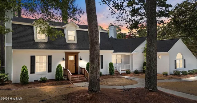 $459,000 | 909 Parkside Drive Northwest, Wilson, NC 27896