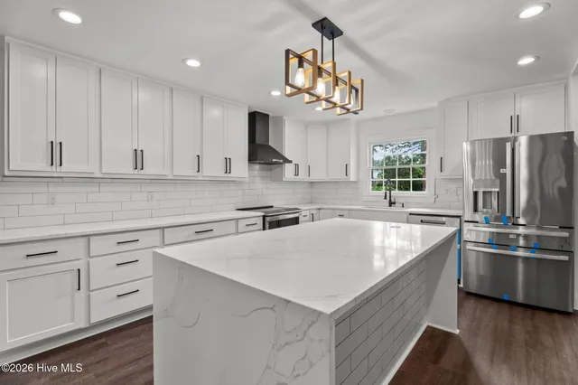 $459,000 | 909 Parkside Drive Northwest, Wilson, NC 27896