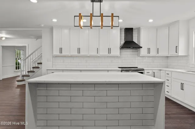 $495,000 | 909 Parkside Drive Northwest, Wilson, NC 27896