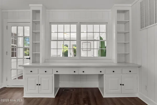 $495,000 | 909 Parkside Drive Northwest, Wilson, NC 27896