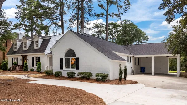 $495,000 | 909 Parkside Drive Northwest, Wilson, NC 27896