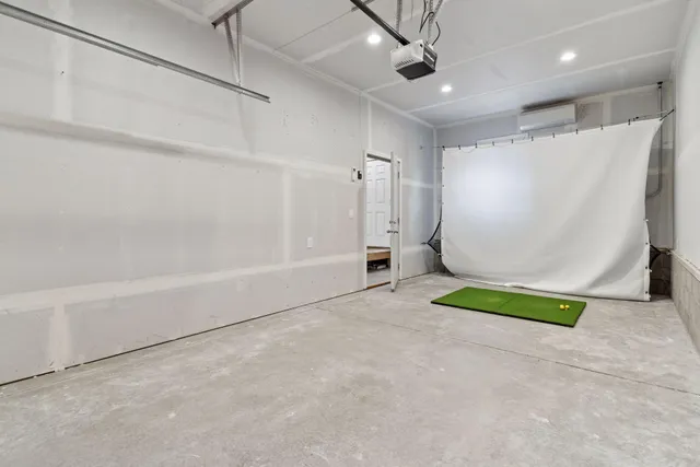 $749,900 | 1852 West James Avenue, St. Paul, MN 55105