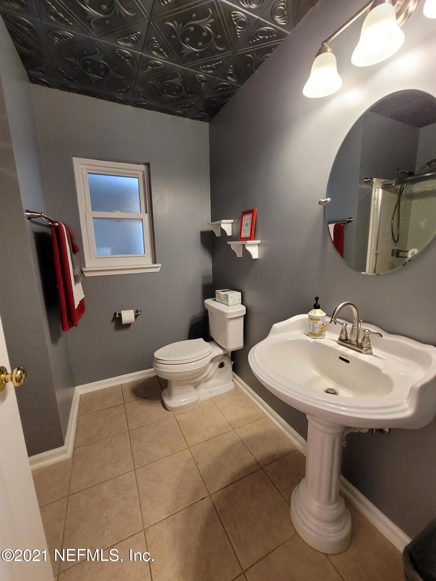 9159 Ford Road Bryceville, FL 32009 - Photo 19 of 58 Second Bathroom