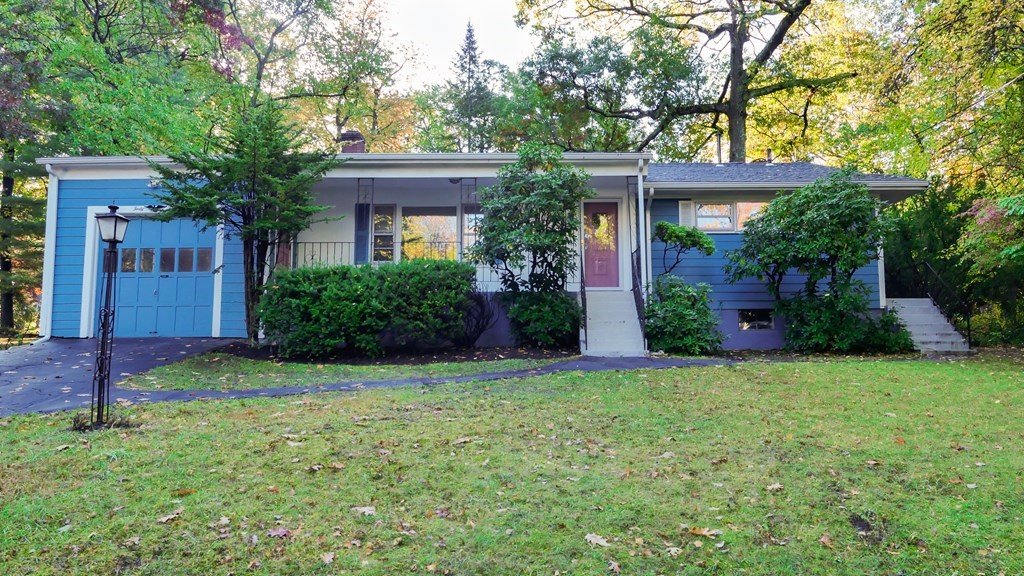 44 Freemont Street Lexington, MA 02421 - Photo 1 of 18