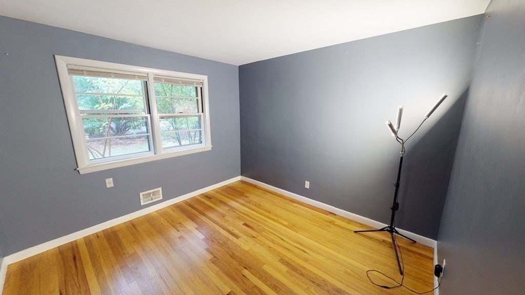 44 Freemont Street Lexington, MA 02421 - Photo 13 of 18