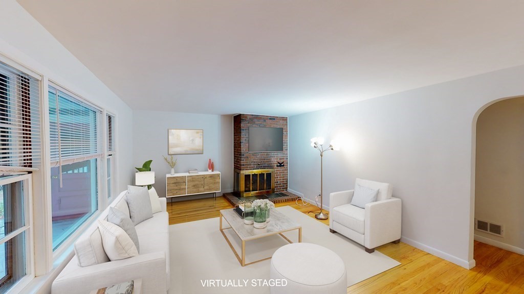 44 Freemont Street Lexington, MA 02421 - Photo 2 of 18