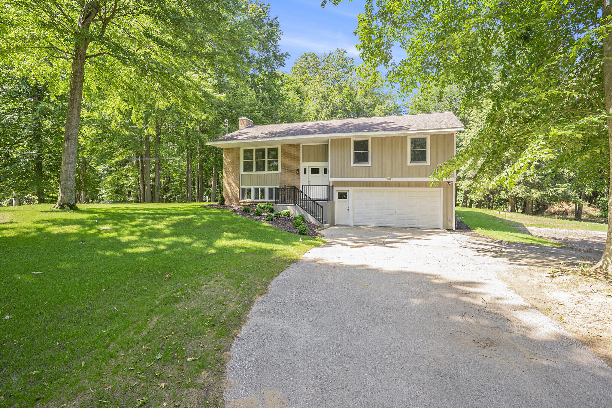 2908 Rennells Road Spring Lake, MI 49456 - Photo 1 of 37 003_dsc06212_307