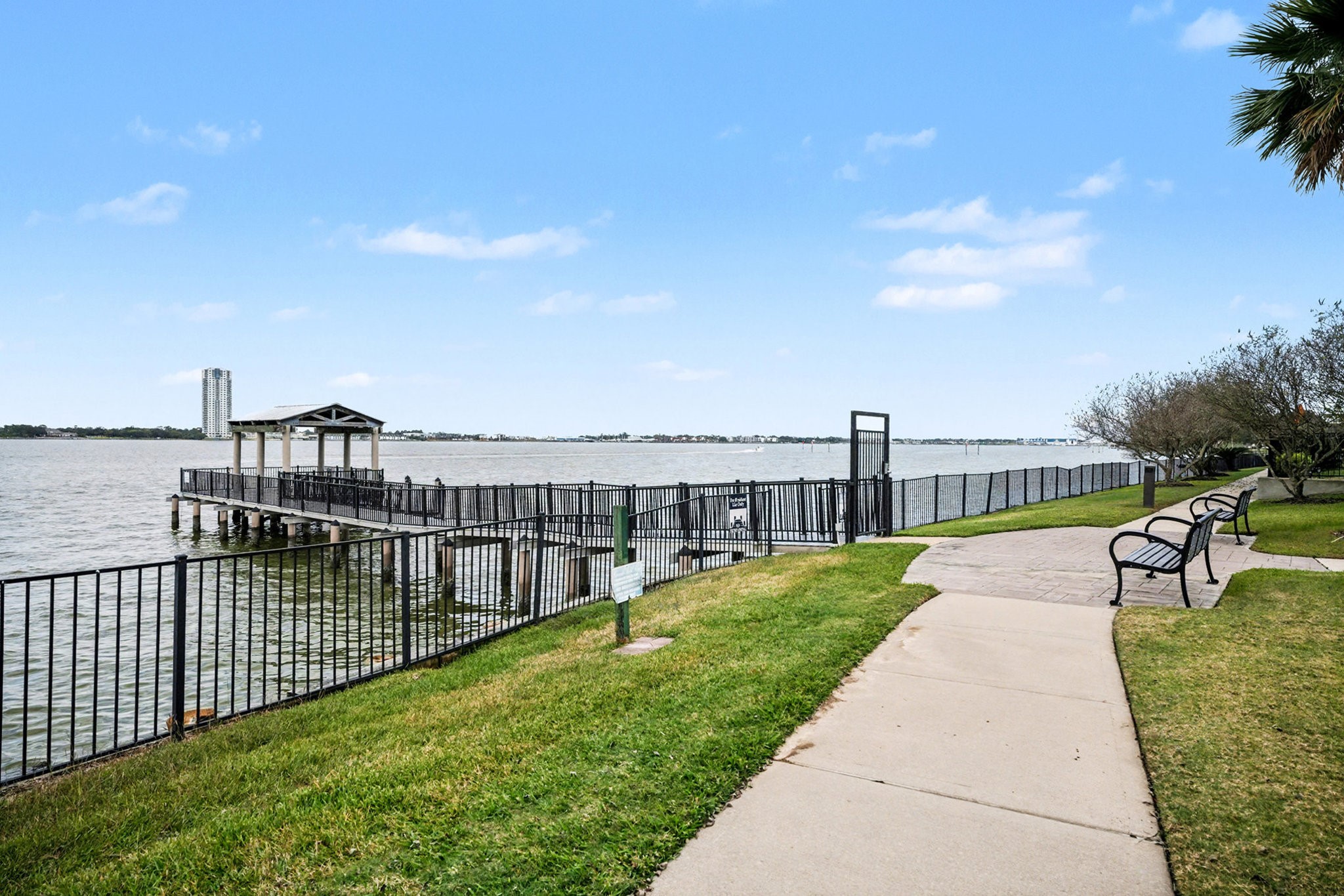 1412 Veranda Mist League City, TX 77573 - Photo 1 of 35 a view of a terrace with a garden
