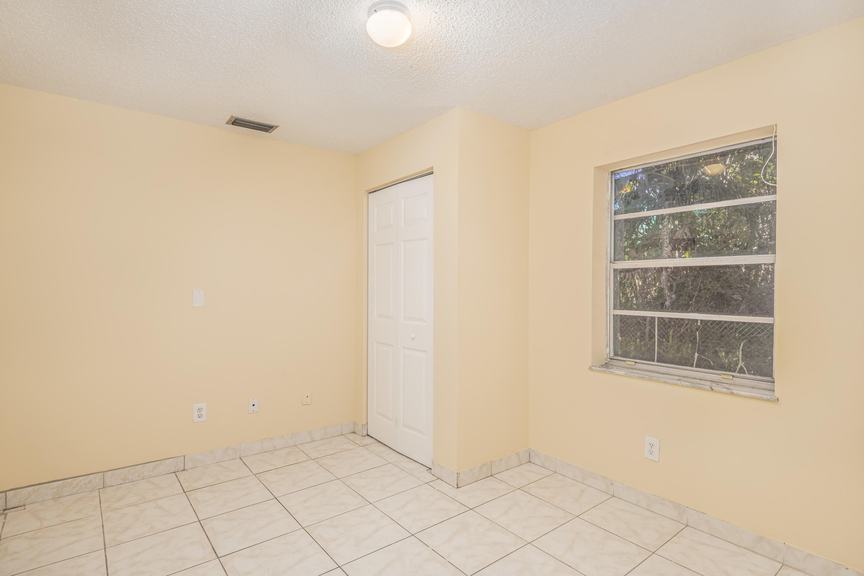 3803 Arnold Road Fort Pierce, FL 34981 - Photo 11 of 21 3803 Arnold Rd-FULL-13