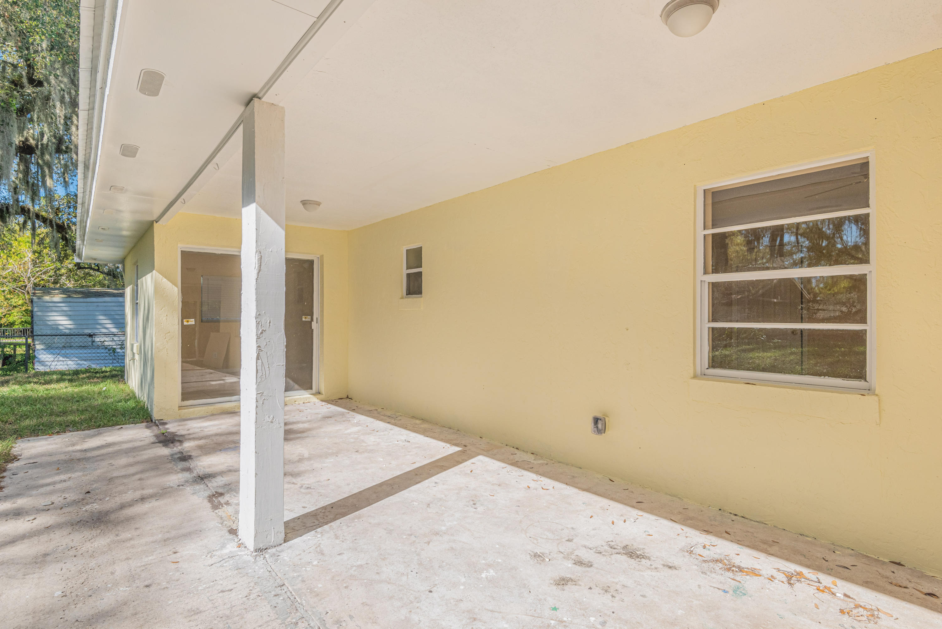 3803 Arnold Road Fort Pierce, FL 34981 - Photo 17 of 21 3803 Arnold Rd-FULL-19