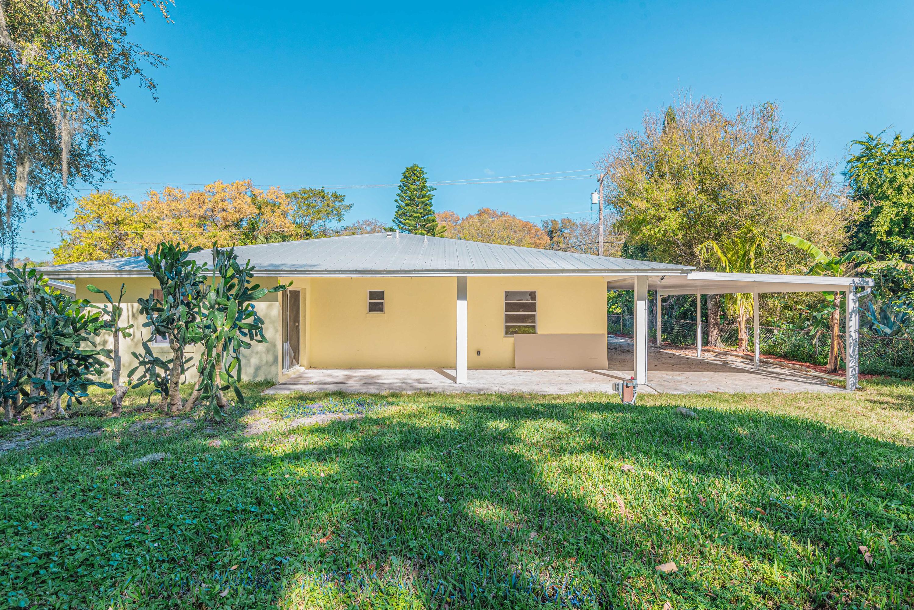 3803 Arnold Road Fort Pierce, FL 34981 - Photo 18 of 21 3803 Arnold Rd-FULL-20