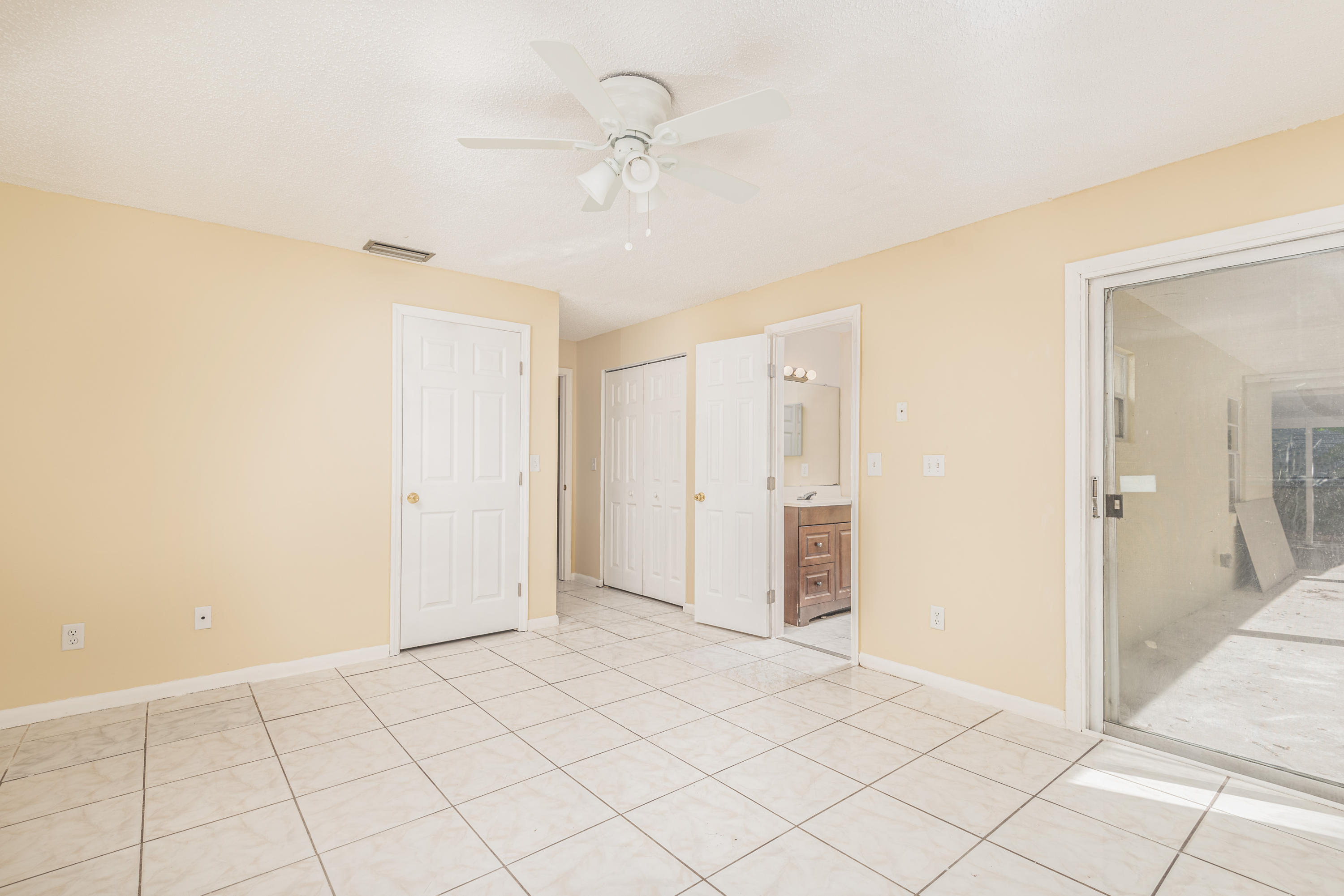 3803 Arnold Road Fort Pierce, FL 34981 - Photo 8 of 21 3803 Arnold Rd-FULL-10