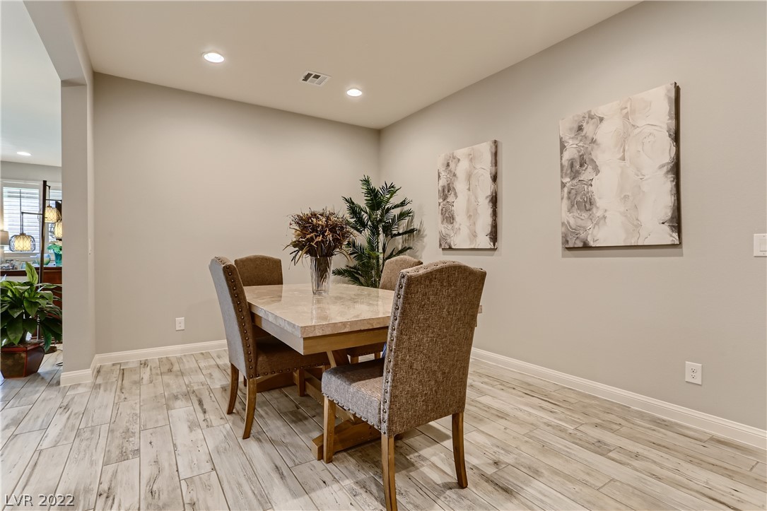 6321 Regina Ridge Street Las Vegas, NV 89149 - Photo 11 of 30