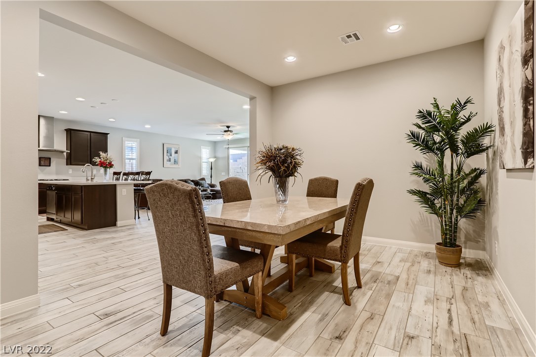 6321 Regina Ridge Street Las Vegas, NV 89149 - Photo 12 of 30