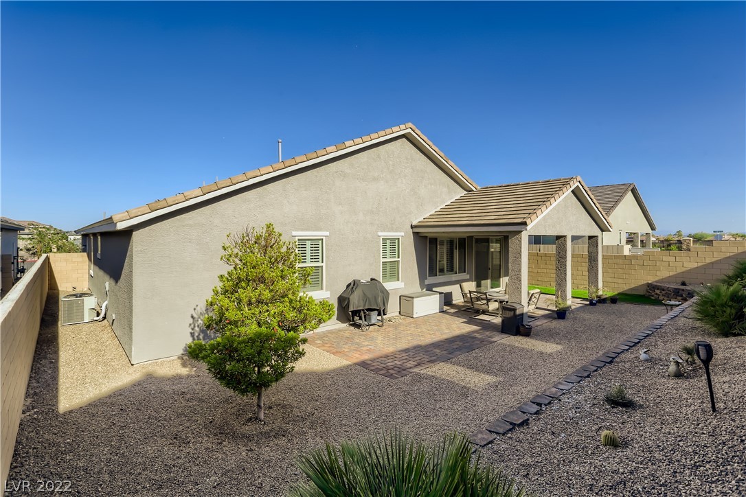 6321 Regina Ridge Street Las Vegas, NV 89149 - Photo 3 of 30