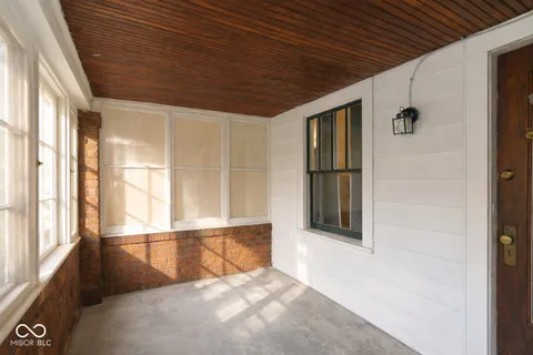 $195,000 | 136 South Johnson Avenue, Indianapolis, IN 46219