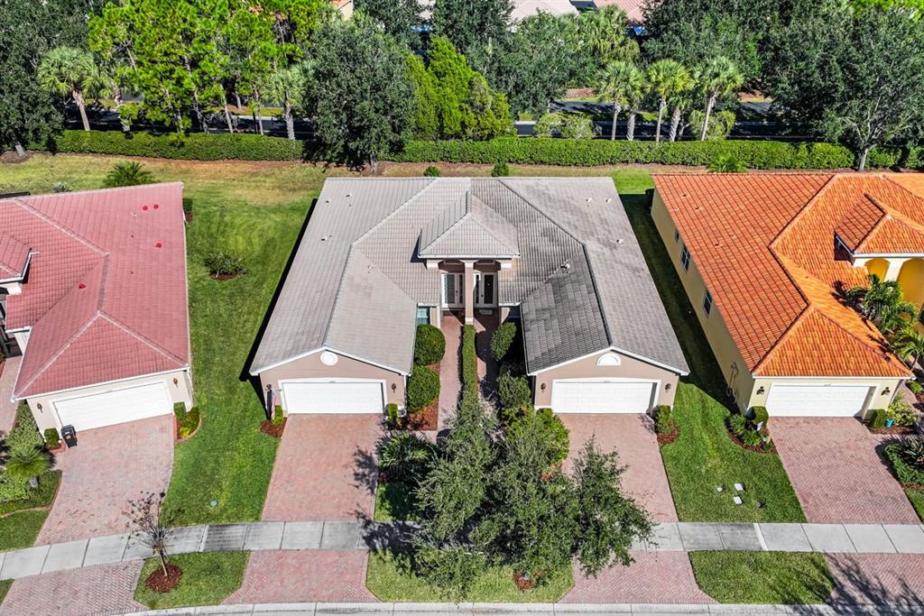 16252 Amethyst Key Drive Wimauma, FL 33598 - Photo 31 of 47 an aerial view of a house with big yard