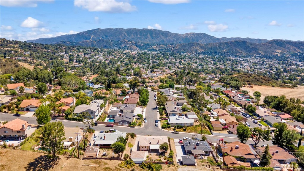 7217 Lonzo Street Tujunga, CA 91042 - Photo 28 of 29