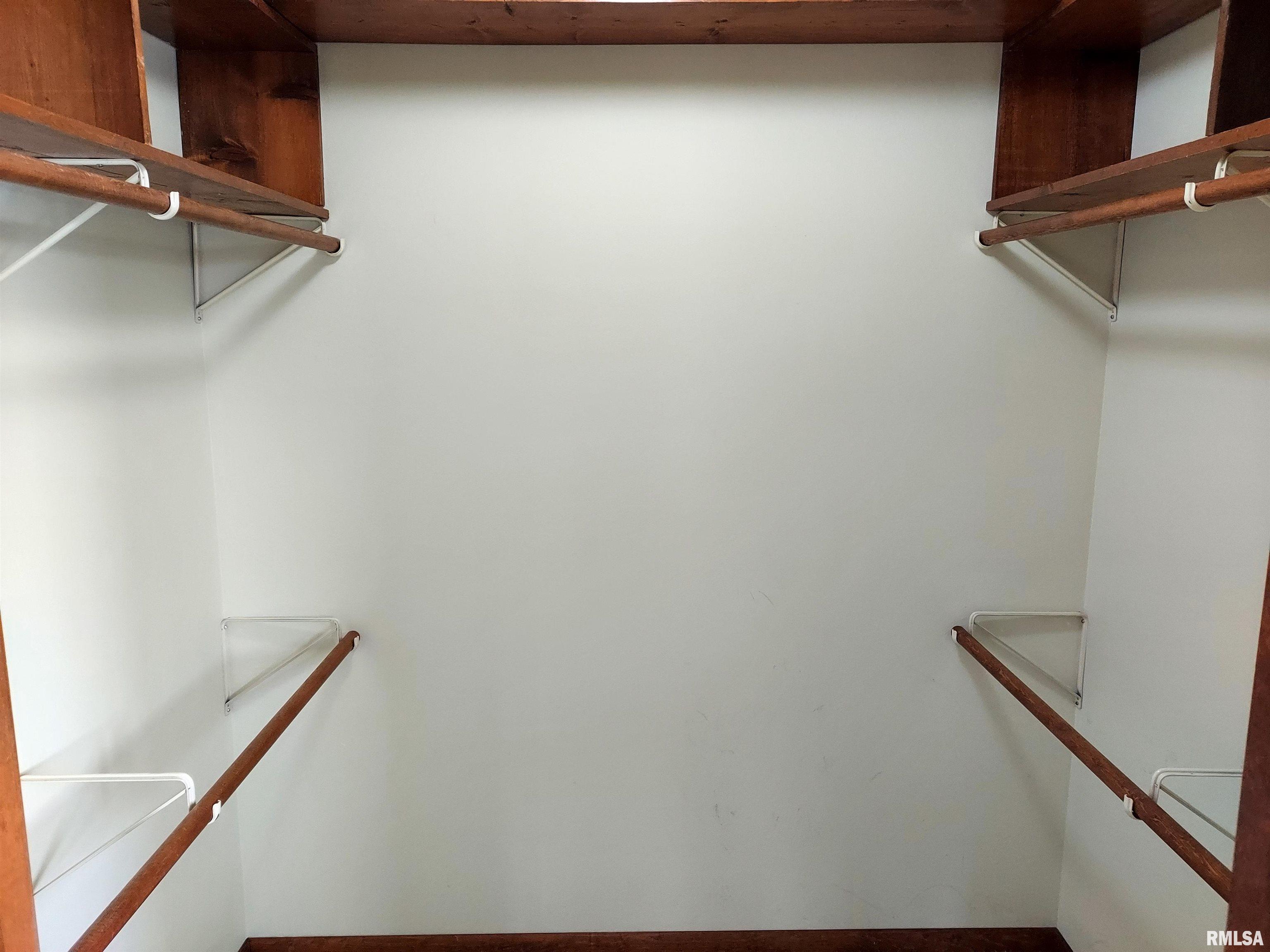 413 Evergreen Drive Macomb, IL 61455 - Photo 17 of 23