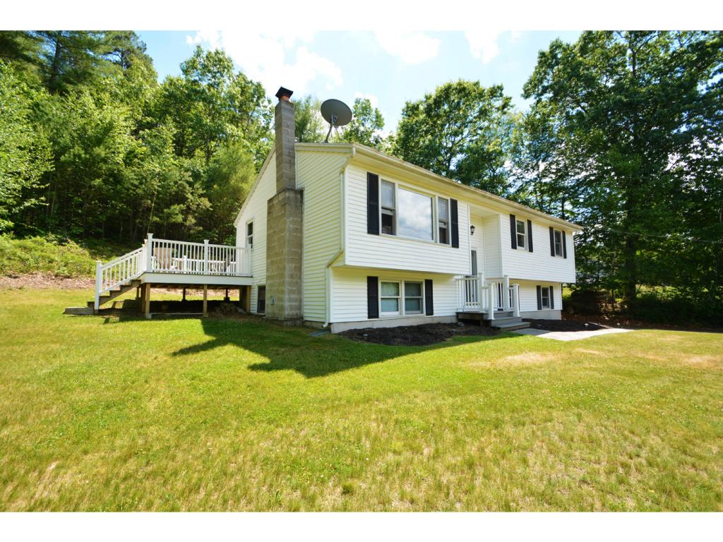 5 Sagamore Road Derry, NH 03038 - Photo 2 of 31