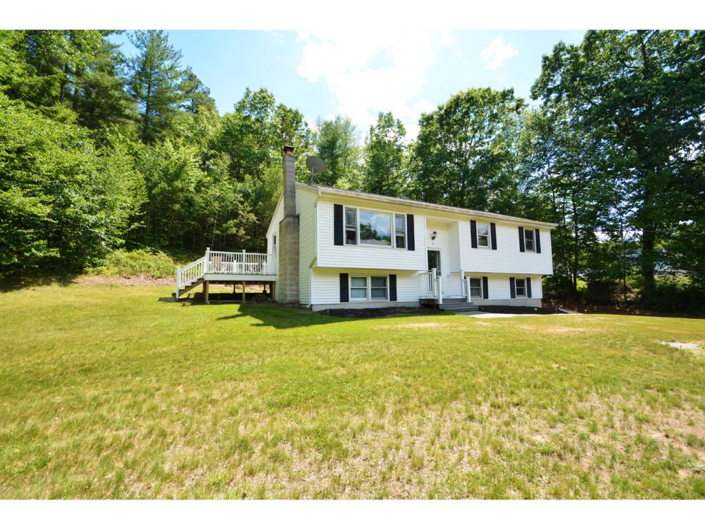 5 Sagamore Road Derry, NH 03038 - Photo 3 of 31