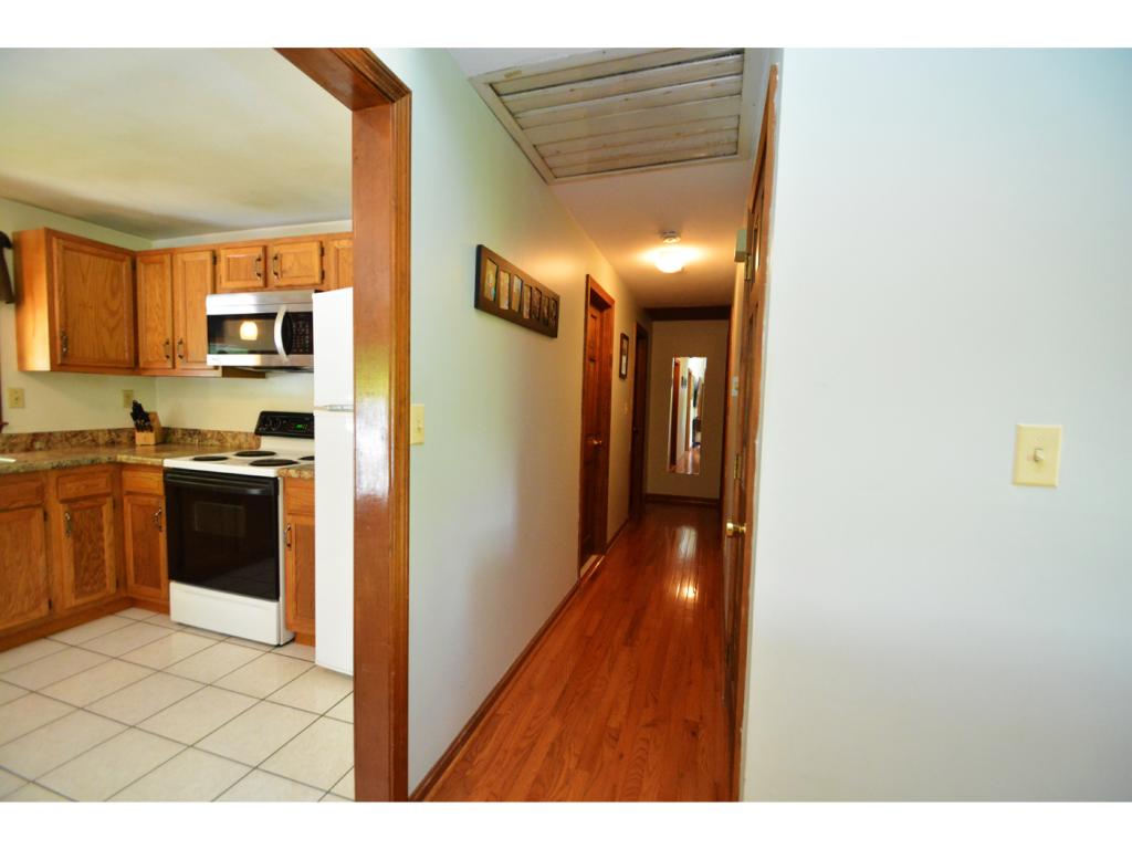 5 Sagamore Road Derry, NH 03038 - Photo 21 of 31