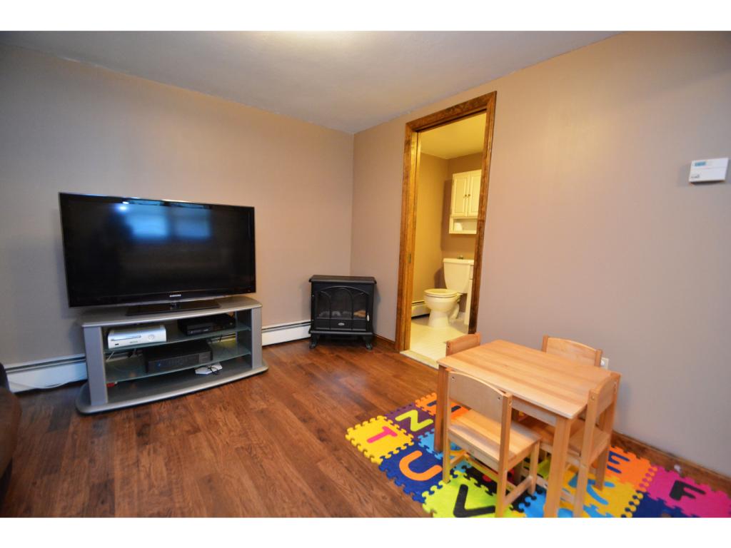 5 Sagamore Road Derry, NH 03038 - Photo 24 of 31