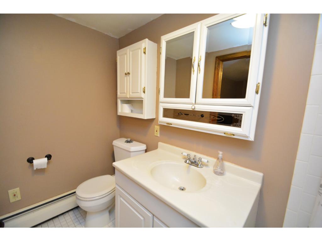 5 Sagamore Road Derry, NH 03038 - Photo 25 of 31