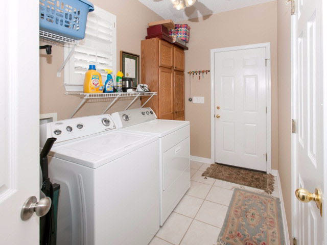 614 Pinehurst Point Gulf Shores, AL 36542 - Photo 37 of 44 Laundry Room