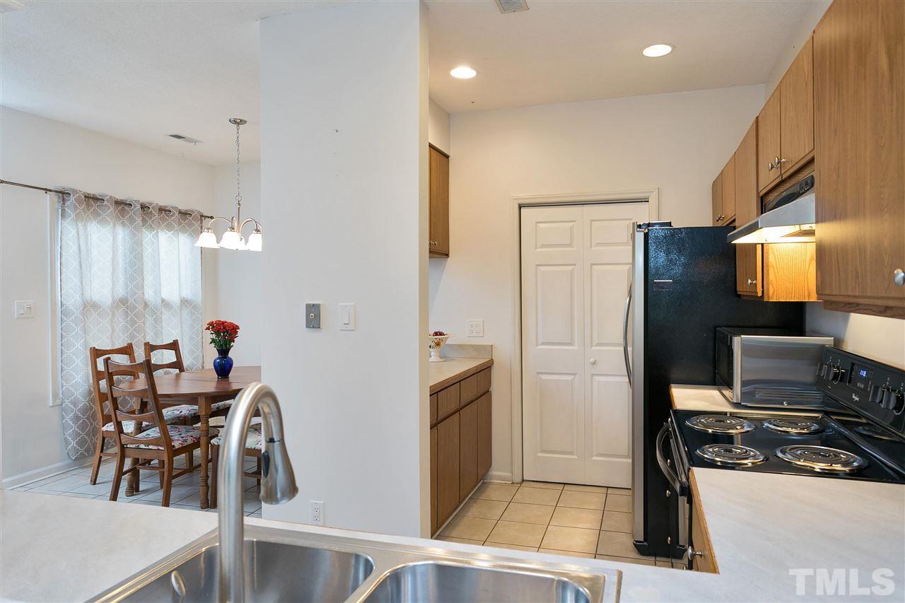 6020 Winterpointe Lane, Unit 101 Raleigh, NC 27606 - Photo 12 of 23