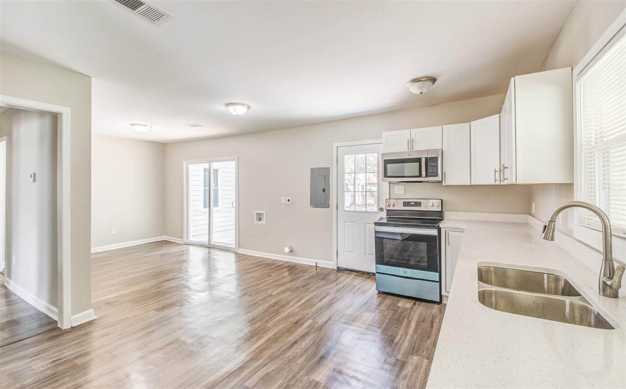 918 Brownlee Road Memphis, TN 38116 - Photo 12 of 25