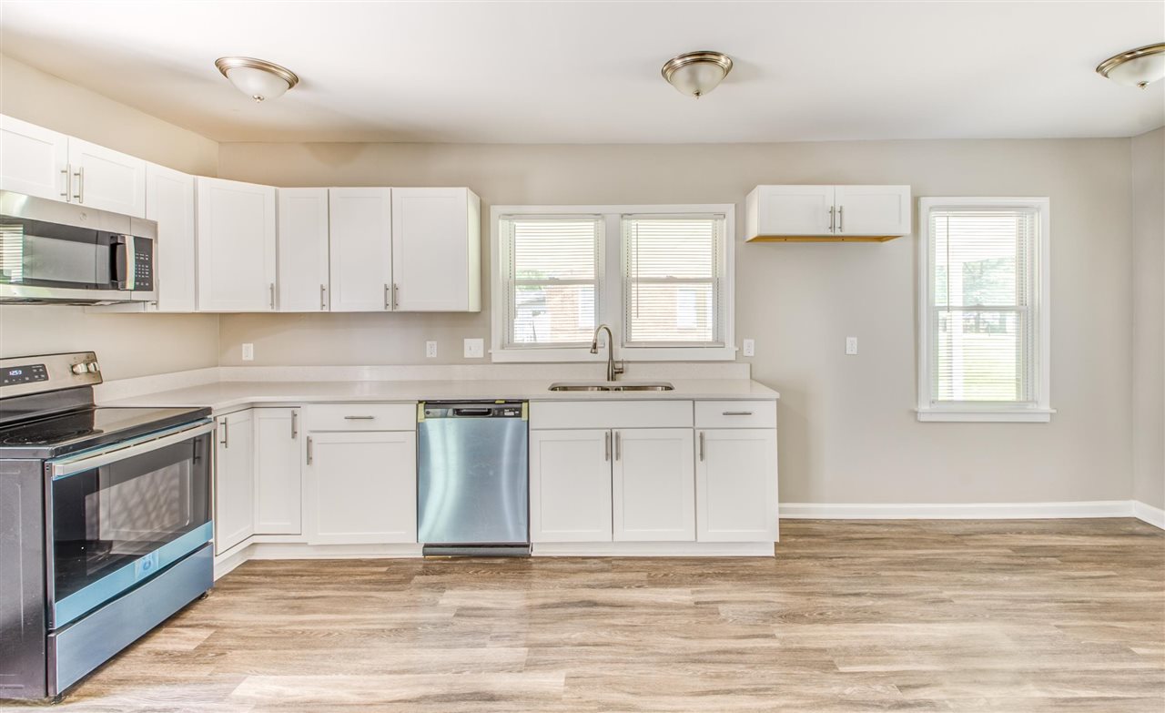 918 Brownlee Road Memphis, TN 38116 - Photo 13 of 25