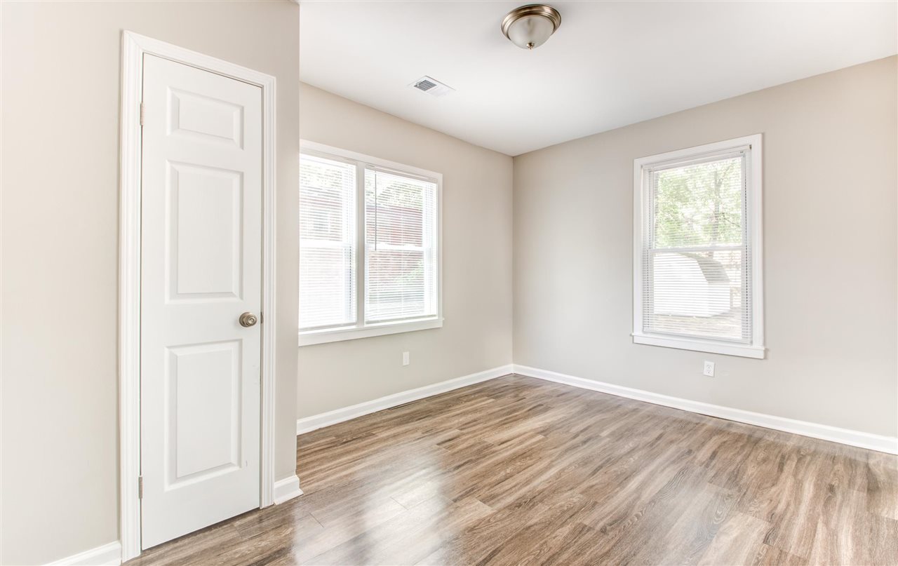 918 Brownlee Road Memphis, TN 38116 - Photo 21 of 25