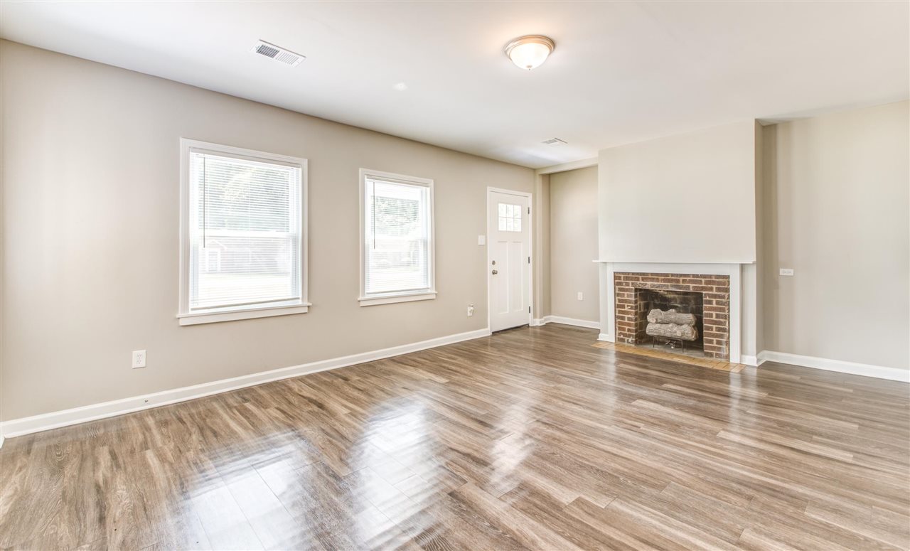 918 Brownlee Road Memphis, TN 38116 - Photo 5 of 25