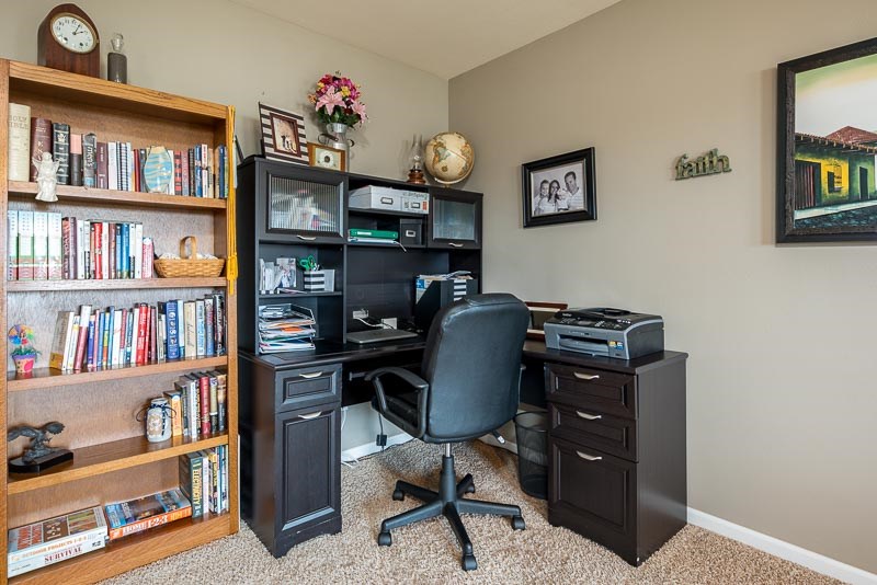 661 Ballymore Road Roscoe, IL 61073 - Photo 8 of 25 Gallery Image 8