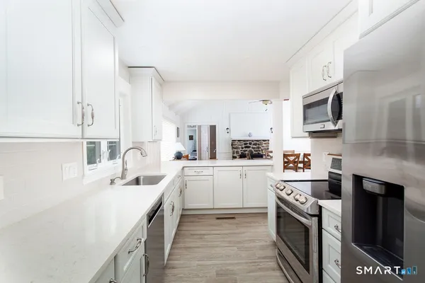 $535,000 | 527 Dublin Road, Southbury, CT 06488