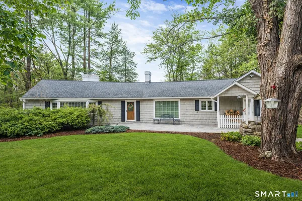 $535,000 | 527 Dublin Road, Southbury, CT 06488