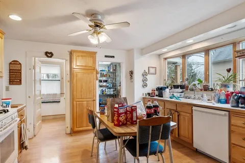 $600,000 | 9 Fairfield Street, Maynard, MA 01754