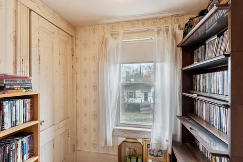 $600,000 | 9 Fairfield Street, Maynard, MA 01754