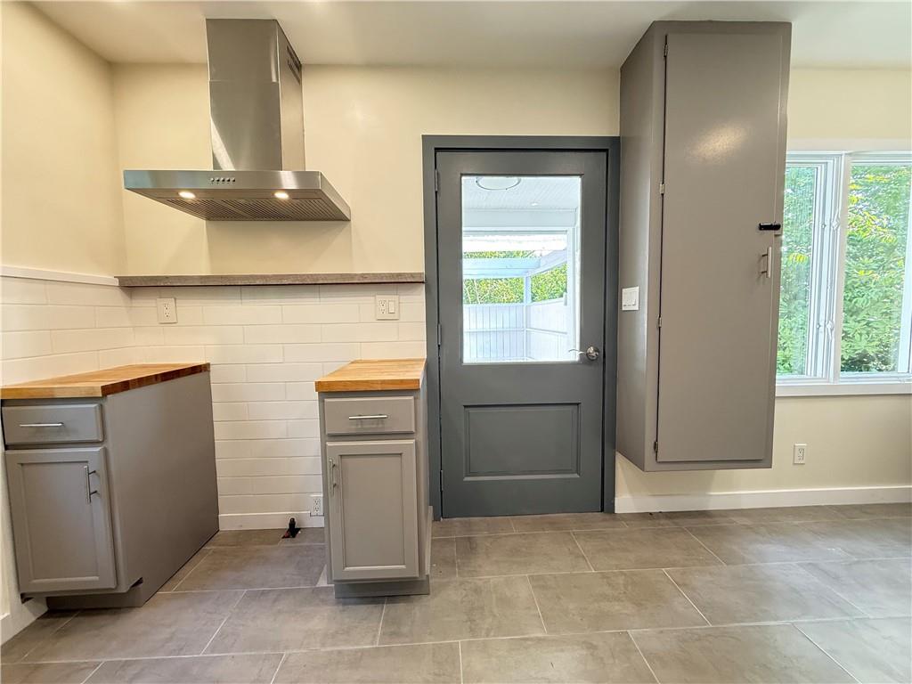 213 East Market Street Mercer, PA 16137 - Photo 15 of 49