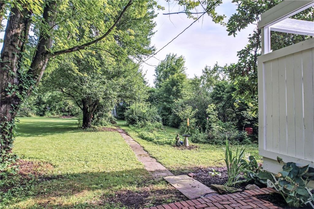 213 East Market Street Mercer, PA 16137 - Photo 7 of 49